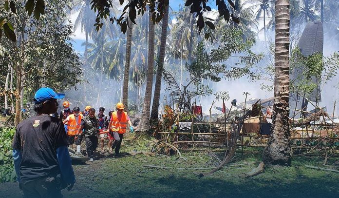 Hercules C-130 Transport Plane Crashes in Philippines, Killing 50 People