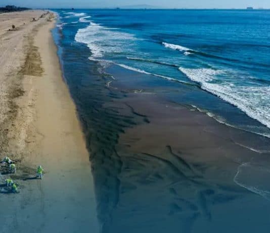 Coast Guard Says 366-meters Ship Pulled California Oil Pipeline, But Didn’t Break it