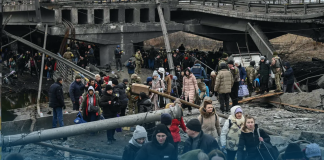 Russian Attacks Again Halted Evacuations of Ukrainian Civilians