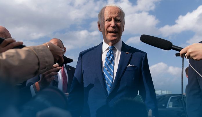 Biden: US Deciding on Whether to Dispatch a Senior US Official to Ukraine