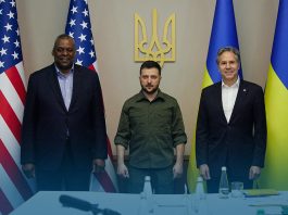 On Ukraine Visit, Austin, Blinken Vows Return of US Diplomats, More Security Assistance