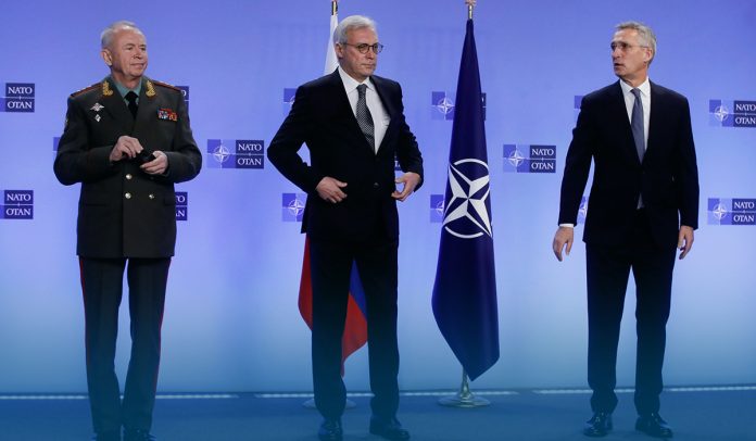 US, NATO Leaders Say War in Ukraine Possibly End at Negotiation Table