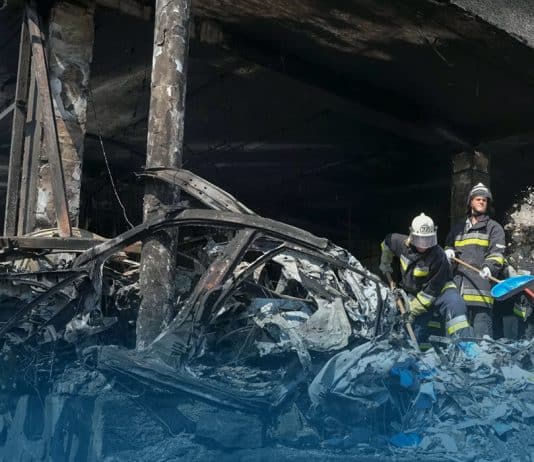 Russian Cruise Missiles Struck Southern Ukrainian City