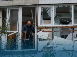 The Russian Armed Forces fired rockets and drones into Mykolaiv province and damaged two apartment buildings, killed one.