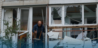 The Russian Armed Forces fired rockets and drones into Mykolaiv province and damaged two apartment buildings, killed one.
