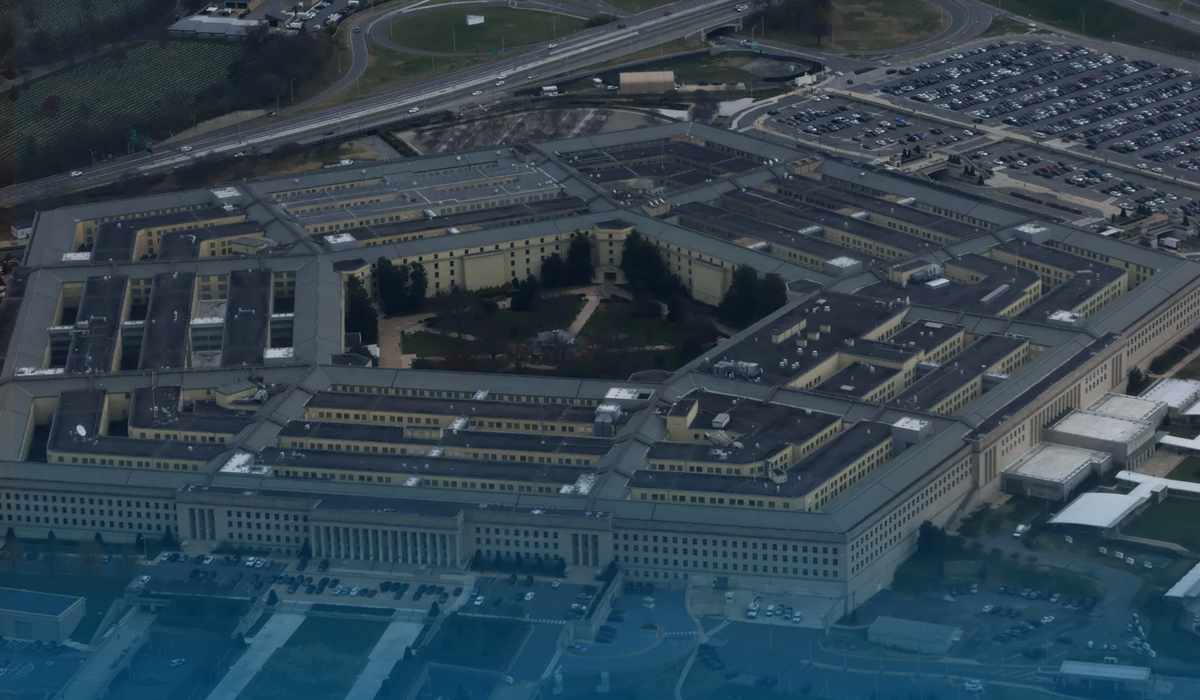 U.S. arrests Pentagon suspected document leaker
